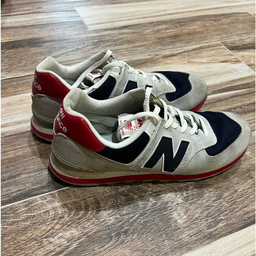 Men’s new balance shoes